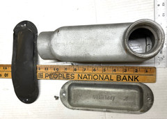 APPLETON 2″ LB Iron Form 35 Conduit Pulling Body W/ Gasket & Cover, Malleable