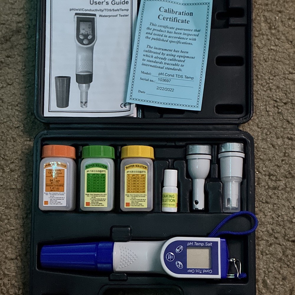 Waterproof Digital Tester Kit pH/Conductivity/TDS/Salt/Temp w/ Buffers & Case