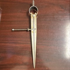 Brown & Sharpe No. 810 Spring Divider Spring Joint 8 in Leg Size Max Measurement