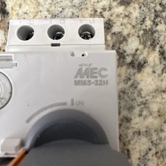 LS Industrial Systems MEC MMS-32H Manual Comb Motor Controller w Aux. Switch