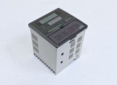 Yamatake SDC21 / C215GA00101 Temperature Controller AC100-240V 50/60Hz 18VA Max