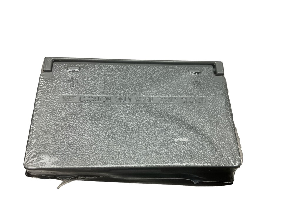 Pass & Seymour Legrand CA26GH Weatherproof Outlet Box Cover