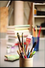 Moisture-Resistant Acrylic Coating, 11-Ounce Clear Gloss for Artistic Excellence