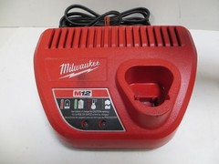 Milwaukee 3404-20 1/2″ M12 Hammer Fuel Brushless Drill Driver work great