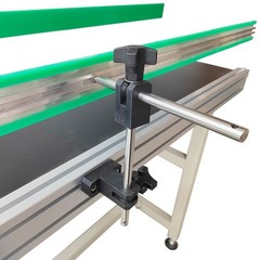 118×15.7in PVC Belt Conveyor Adjustable Speed 120W for Packaging Production Line