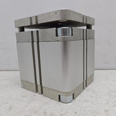 Festo ADVUL-100-50-PA Compact Pneumatic Cylinder 50mm Stroke 100mm Bore 145 Psi