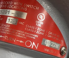 Appleton ENR5201 Explosion-Proof Receptacle w/ Cover 20A, 125V (r53)