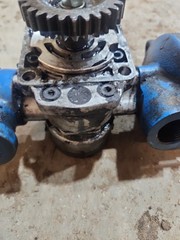 Ford 1500 Tractor Hydraulic Pump (Untested)