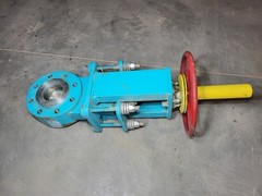 GENTLY USED ENDURANCE VALVE FV-3-740-300RF-R-CS-SS/HNBR-304-HW-X 3″ Knife Gate