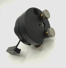 Newport 9411 Kinematic Cube/Prism Mount and a Rectangular Mount