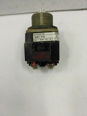 ALLEN BRADLEY 800T-P16 SER N OILTIGHT PILOT LIGHT UNIT 120V 50/60HZ(20CB3