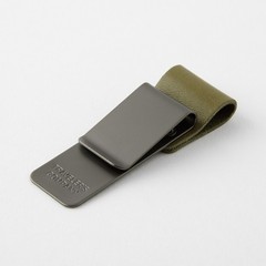 Traveler’s Company TRAVELER’S notebook Pen Holder M Olive Leather Clip