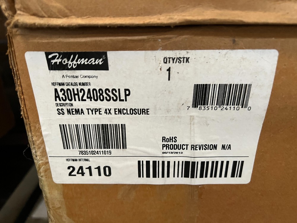 HOFFMAN A30H2408SSLP Wallmount Enclosure, N4X, 304SS, 30X24X08