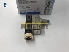 1pcs In Box Omron Brand New D4E-1C20N travel switch