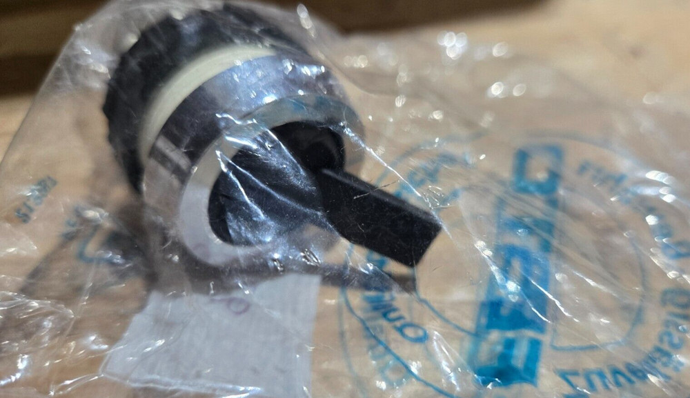 FESTO H-30-SW 30.5 MM Diameter, 9306, Black, IP40, Toggle Switch NEW