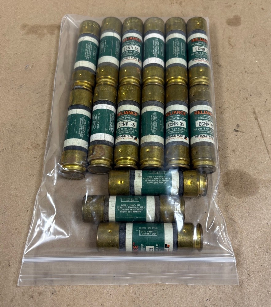 RELIANCE ELECTRIC ECNR35 FUSES TIME DELAY DUAL ELEMENT 35A 250V LOT OF 15
