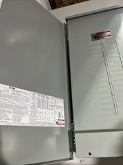 Eaton BRP30L200R Outdoor Main Lug 200A 120/240VAC 30 Space 60 Circuit 1PH 3 Wire