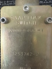 NATIONAL ACME CO. D200NP-B-45A2 SNAP LOCK SWITCH