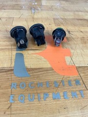Doyon Push Button Red and 2 Green – Part# MP100110, MP100111