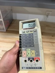 FLUKE 8060A TRUE RMS MULTIMETER (PARTS ONLY) FOR PARTS