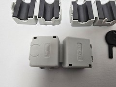 (5) Wurth Elektronik 742 717 22 Split Ferrite Cores 270 Ohm @100 MHz With Key