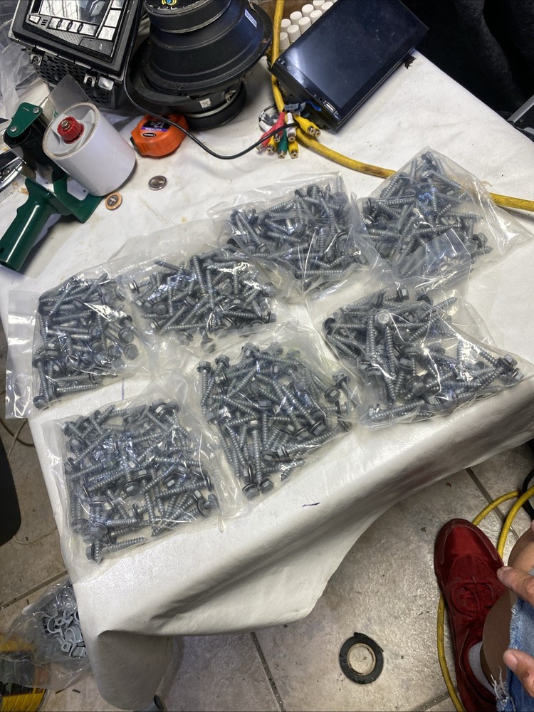 Hex 1/4”x2” Rubber Washer Head Pole Gripper Roofing Screws Galvanized Coated #10