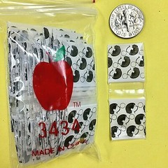 3434 MINI ZIP DESIG BAGS 3/4″ X 3/4″ / 10 DSN PREMIX 1000PCS 2.5MIL READ DETAILS