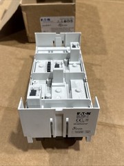 EATON EG-BUS-T 60MM BUSBAR ADAPTER FOR EG frame 125A TOP CONNECT New