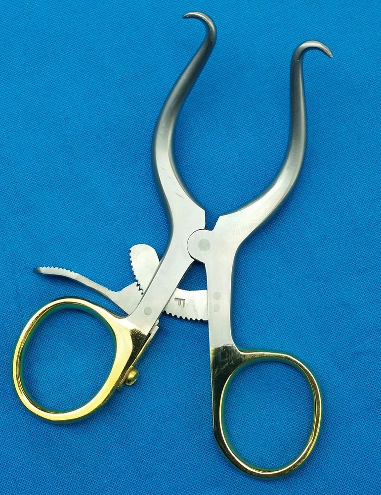 NEW PREMIUM GRADE GELPI RETRACTOR 3.5″ WITH GOLD HANDLE