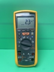 Fluke 1587 FC Insulation Multimeter with Case NEEDS Leads