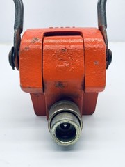 SPX Power Team HS3000 Hydraulic Spreader 1-1/2 Ton Cap , 11-1/2″Spread Pry Bar
