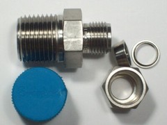1- Swagelok Stainless Steel Fitting, 3/8″ OD Tube x 1/2″ Male NPT, SS-600-1-8