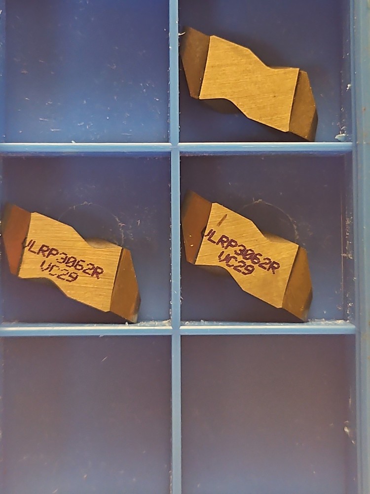 VALENITE(3) VLRP3062R New Carbide Inserts Grade VC29 L1361