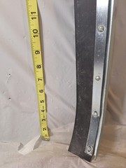Pro Source Floor Squeegee 36″ Rubber Blade Tapered End Black