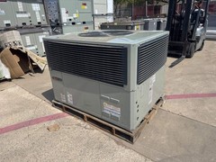 Trane 4WCZ5048E4000A 4 Ton 2-Stage Convertible Packaged Heat Pump Unit, 15 SEER2