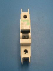 (12) M9F42120 SCHNEIDER BREAKER C60BP 1P 20A C CURVE 14kA UL489 10kA IEC/EN60947
