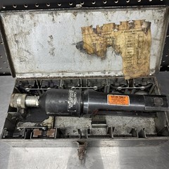 Thomas & Betts TBM12 – 12-Ton Hydraulic Crimp Head