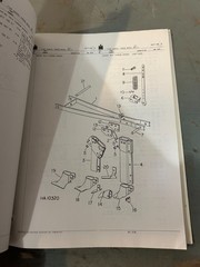 International Parts Catalog SM-206 7100 and 7200 Grain / Fertilizer Drill and Eq