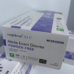 600 McKesson CT Confiderm Nitrile Exam Gloves Powder-Free – Medium size/Blue