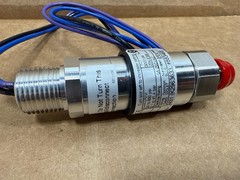 NOS United Electric Controls, 10-C12M511 Pressure Switch 30-600 PSI, Series 10