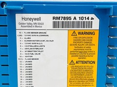 FOR PARTS – Honeywell RM7895A1014 Burner Control & ST7800A162 purge card 90S