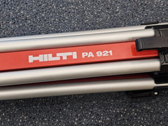 Hilti PA 921 Crank Tripod for Transit / Laser Levels 5/8″ Thread Pre-owned