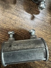 NEER TC-511 EMT Set Screw Couplings 1 Inch Lot of 25 Zinc Die Cast Connectors