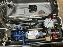 Deutsch DLT02MAPP1000 Aircraft Pneumatic Hydraulic Pump 10,000 PSI W/ Hose