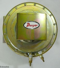 Dwyer Instruments Differential Pressure Null Switch 1640-5
