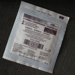 AMD RITMED Nonstick Gauze Dressing Pads, 4-Ply 2×2 Inch (400 sponges ) Sterile