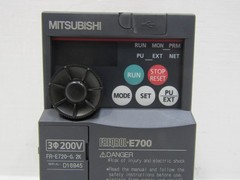 Mitsubishi FR-E720-0.2K Freqrol E700 Inverter Drive 200-240V 1.5A 0.2-400Hz 3PH