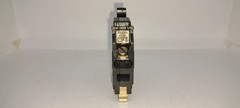 SQUARE D QO130 30 Amp 1 Pole PLUG IN CIRCUIT BREAKER Yellow Face