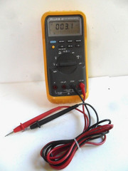 Very Clean Used Fluke 87 TRMS MultiMeter w/ Leads Multimeter Works USA Made