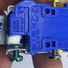LOT OF 17 EATON Outlets Duplex Receptacle 15A 125V White-Blue 🔔